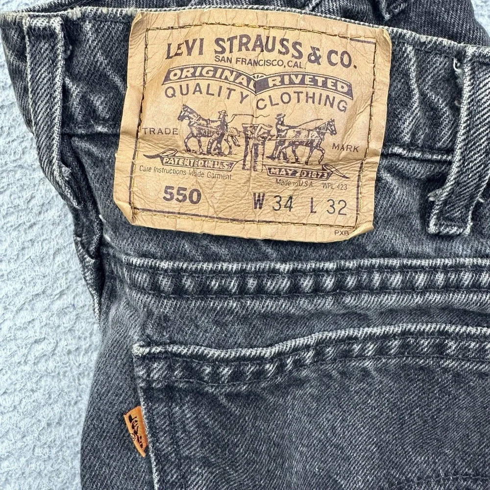 Vintage Levis 550 Jeans Mens 34x32 Black Tapered Leg Relaxed Fit Batwing USA 90s